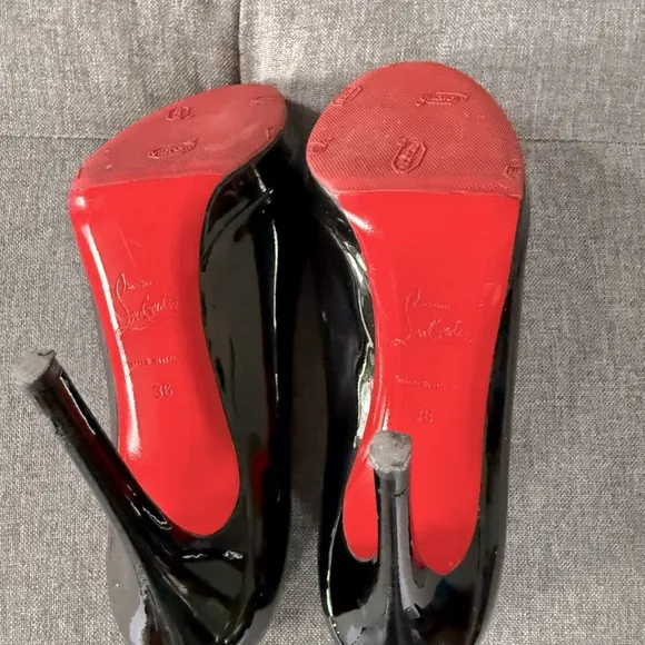 💯AUTHENTIC CHRISTIAN LOUBOUTIN HEELS