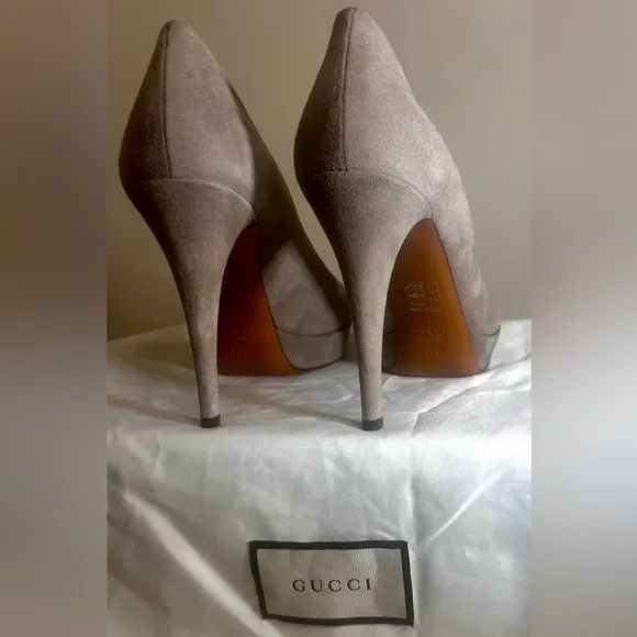 Authentic Gucci Betty Women's Fawn Suede Platform Heels with Gucci Duster Bag