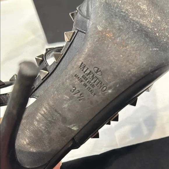 Authentic Valentino Garavani Noir Studded Women's Heels