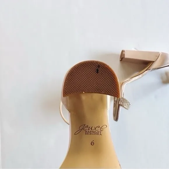 Badgley Mischka Embelished Block Heel Sandals Shoes Rose