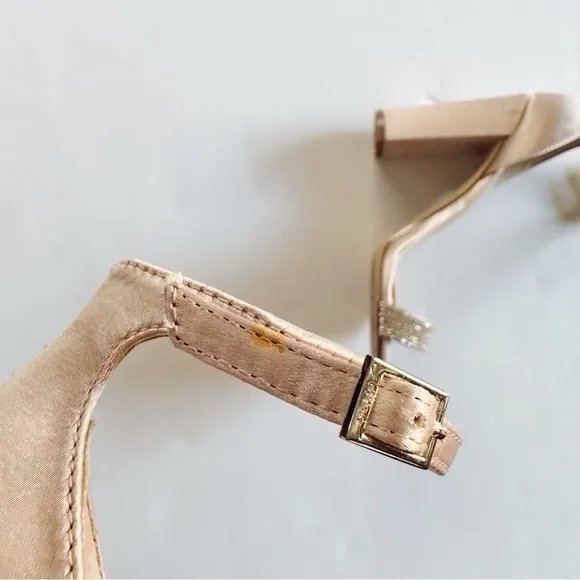 Badgley Mischka Embelished Block Heel Sandals Shoes Rose