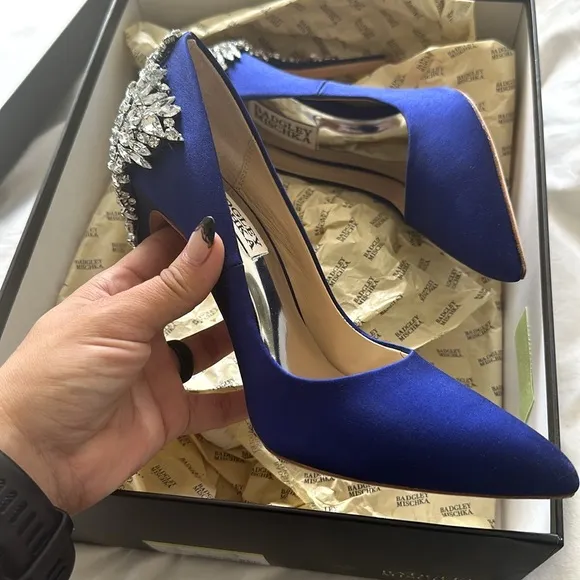 BADGLEY MISCHKA GORGEOUS Navy Heels
