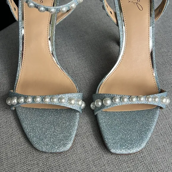BADGLEY MISCHKA Jewel pearl shimmer high heel sandals pale blue