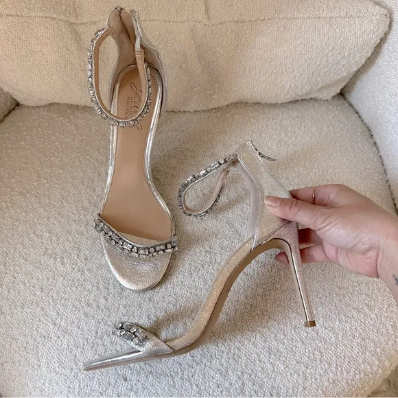 Badgley mischka jewel silver campbell embellished high heel sandals 8