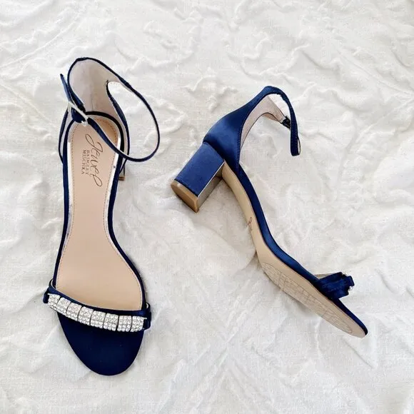 Badgley Mischka Ramsay Block Heel Size 7 New $109