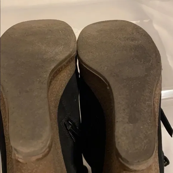 Badura black suede made with natural leather Platform shoes