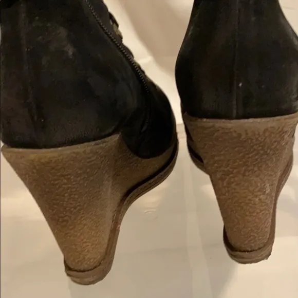 Badura black suede made with natural leather Platform shoes