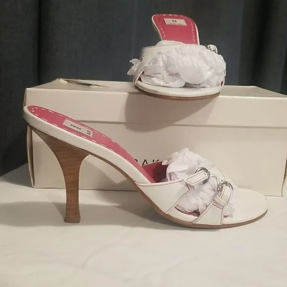 BAKERS BUCKLES STRAPPY HEELS WHITE &amp; BROWN 8B