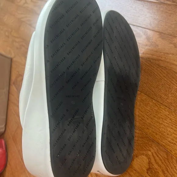Balenciaga Slide