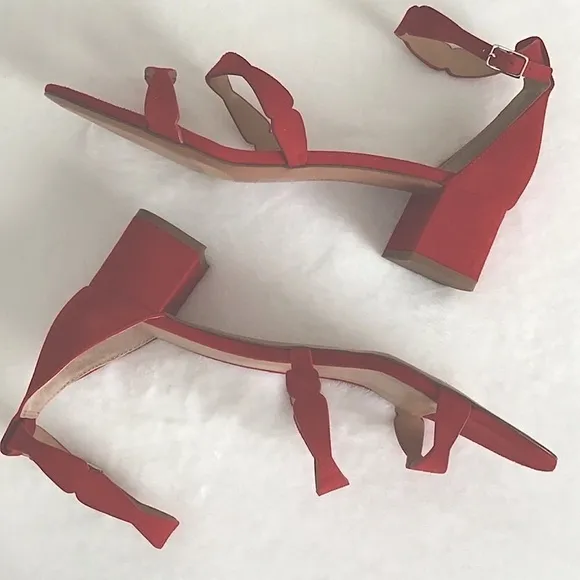 Banana Republic Suede Sandals NIB