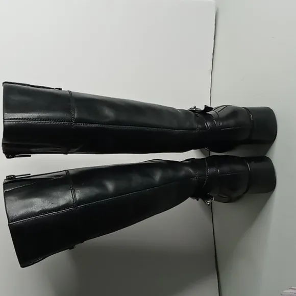 Bandolino  BD - BAYA - Tall Leather Boots w/Buckle Detail- Black - size 6M