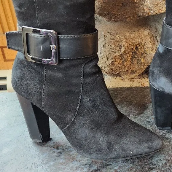 Bandolino BDellura Black Suede Knee High Boots Size 6M