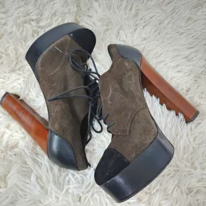 Barneys NY booties Sz 9.5 colorblock 5&quot; heels shoes A15