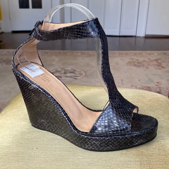 BARNEYS NY CO-OP Python snakeskin leather high heel wedge platform sandal