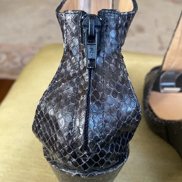 BARNEYS NY CO-OP Python snakeskin leather high heel wedge platform sandal
