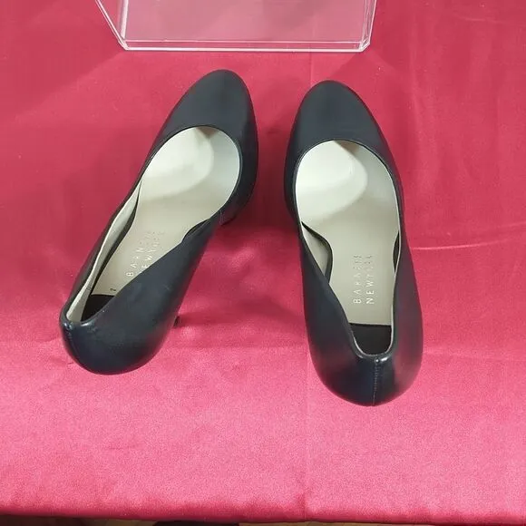 BARNEYS NEW YORK Women's SZ 8 Black Leather Stiletto Pumps Shoes .