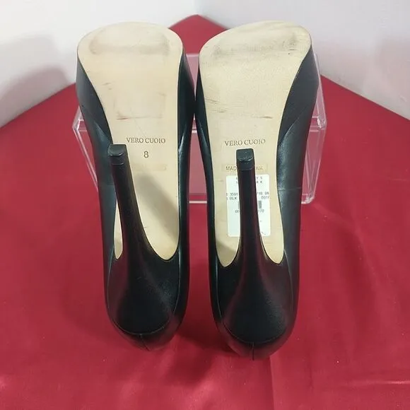 BARNEYS NEW YORK Women's SZ 8 Black Leather Stiletto Pumps Shoes .