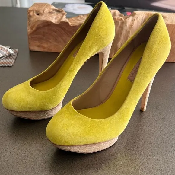 BCBGMAXAZRIA Suede Stacked Stiletto Stylish High-Heeled Shoes Size 6.5