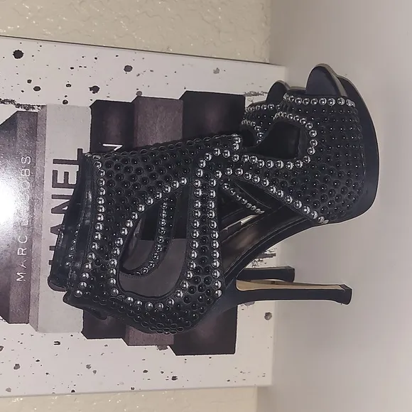 BEBE &quot;Cassandra&quot; studded cutout heel bootie sandal sz 8