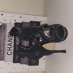 BEBE &quot;Cassandra&quot; studded cutout heel bootie sandal sz 8