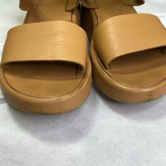 Beek Swan Platform Sandals Size 8