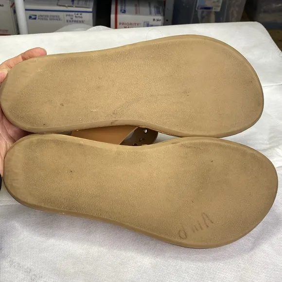 Beek Swan Platform Sandals Size 8