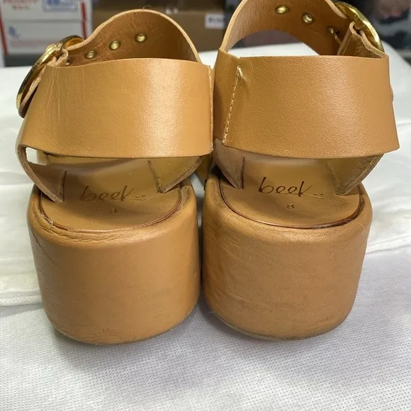 Beek Swan Platform Sandals Size 8