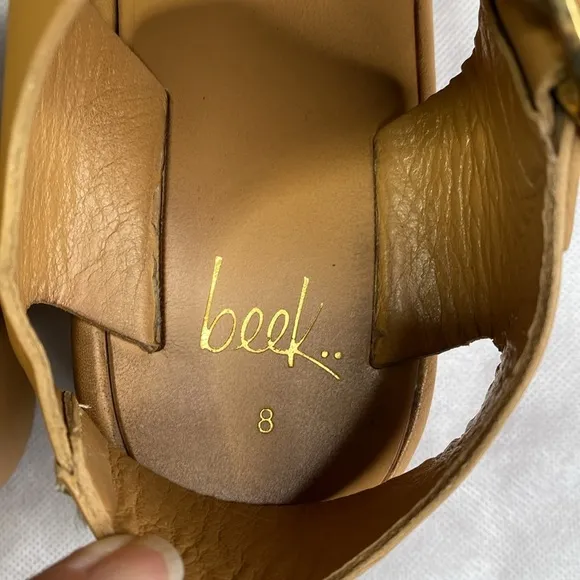 Beek Swan Platform Sandals Size 8