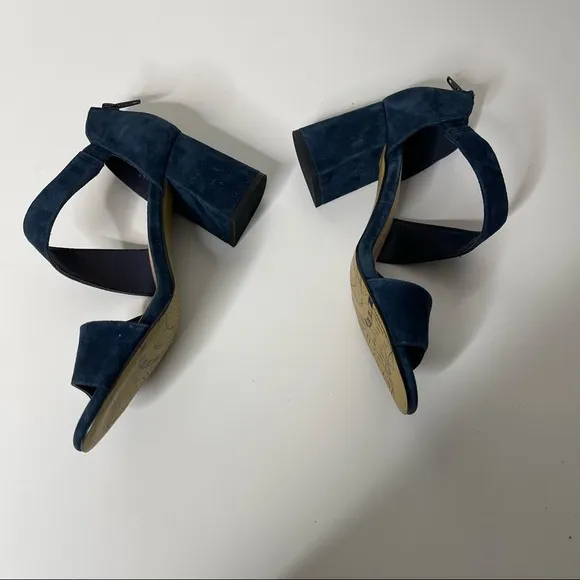 Bella Vita Korrine Women's Block Heel Sandals