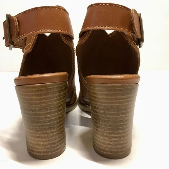 Bella Vita Viv Italy Leather Block Heel Sandals 5M