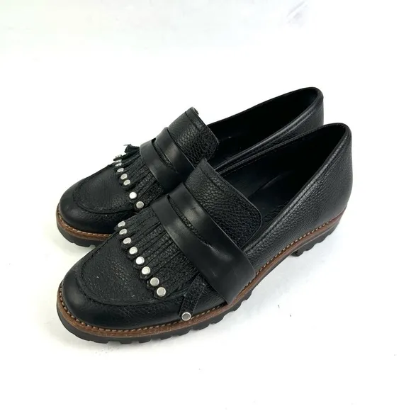 Bernardo Loafers 5 Black Leather Kiltie Fringe Studs Silver Leather Shoes Womens