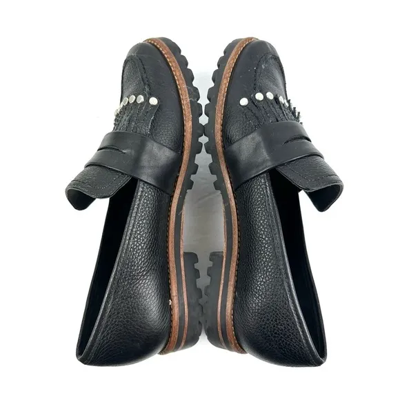Bernardo Loafers 5 Black Leather Kiltie Fringe Studs Silver Leather Shoes Womens