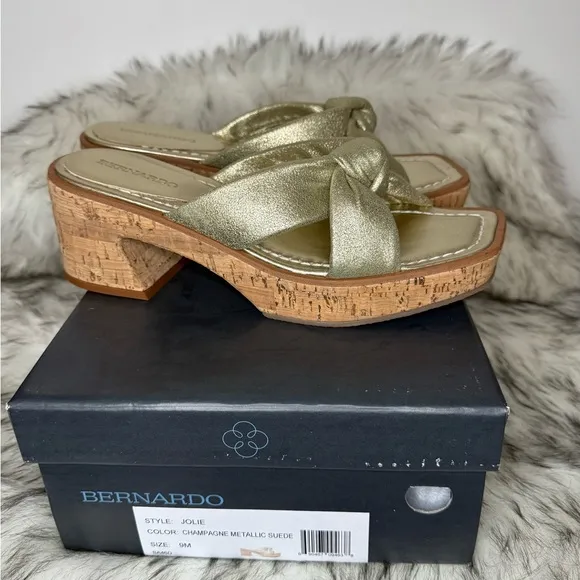 Bernardo NIB Metallic Suede Jolie Heel Sandals in Champagne