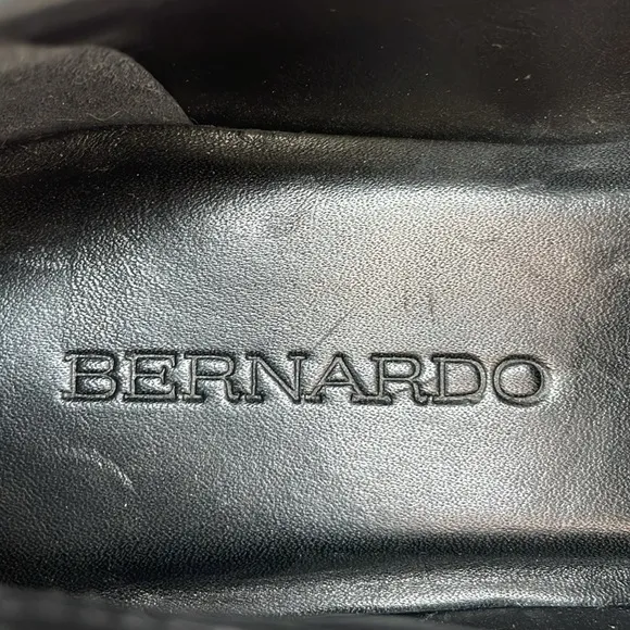 BERNARDO Shoes Chandler Loafer Lug Sole Platform Black Leather Size 6