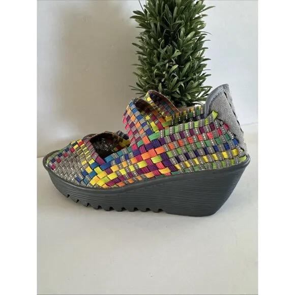Bernie Mev Women's Hallie Wedge Pumps Multi color Elastic Shoes Size 38 Peep Toe