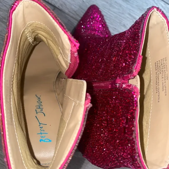 Betsey Johnson Cady rhinestone ankle boots in fuchsia. Size 10