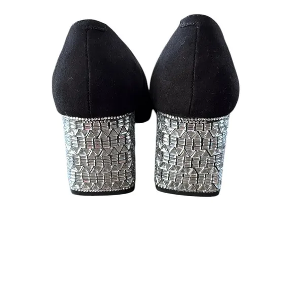 Betsey Johnson “Egle” Black Pumps – Size 9M