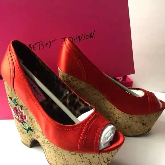 Betsey Johnson shoes red rose wedge heels sandals floral pinup doll rockabilly