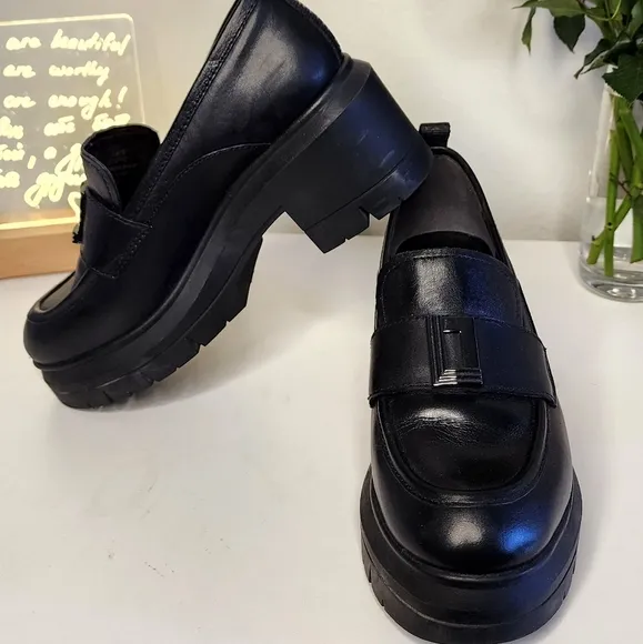 Black Leather Women's Loafers
