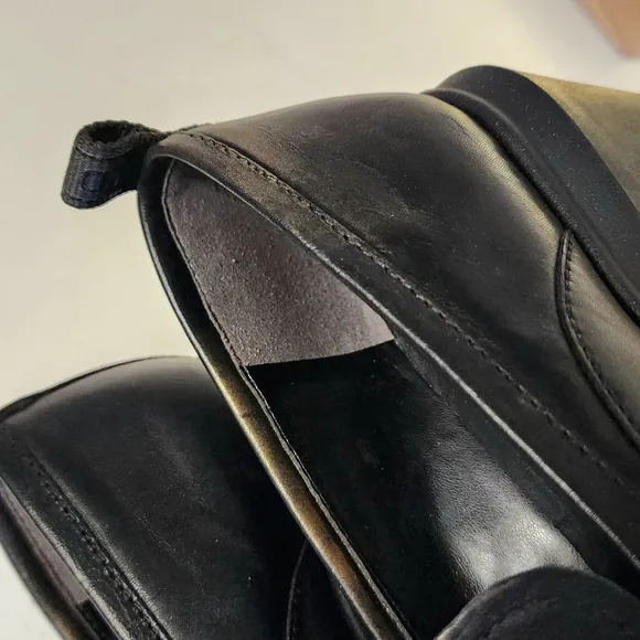 Black Leather Women's Loafers