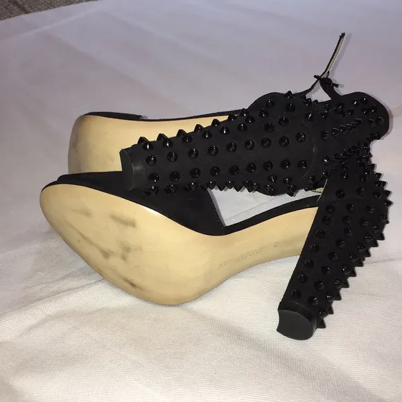 Black suede studded ankle straps pumps NWT