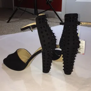 Black suede studded ankle straps pumps NWT