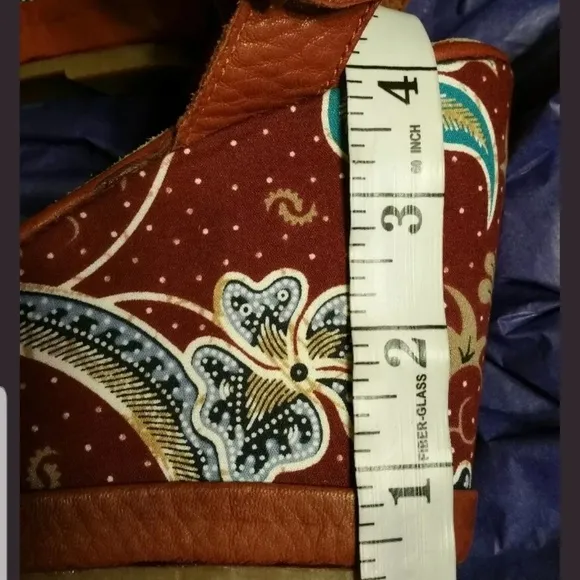 Blackstone Batik wedge Sandals, Color Rust Size 37