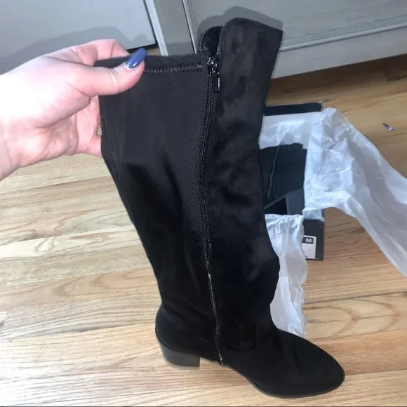 Block heel boots CL by Laundry NWT