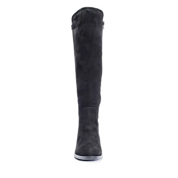 Block heel boots CL by Laundry NWT
