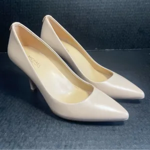 BNWOB MICHAEL KORS LIGHT NUDE HEELS SIZE 5.5M