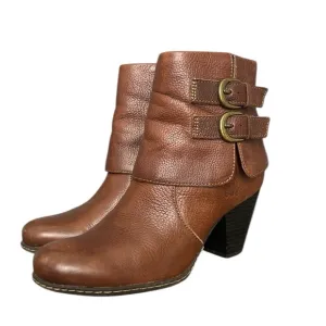 B.O.C Born Concept Traipse Brown Leather Booties Cuffed Double Buckle 7/38
