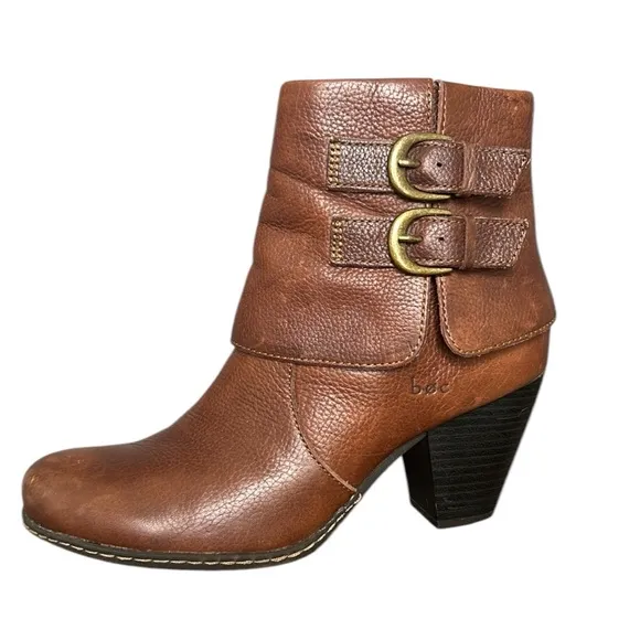 B.O.C Born Concept Traipse Brown Leather Booties Cuffed Double Buckle 7/38