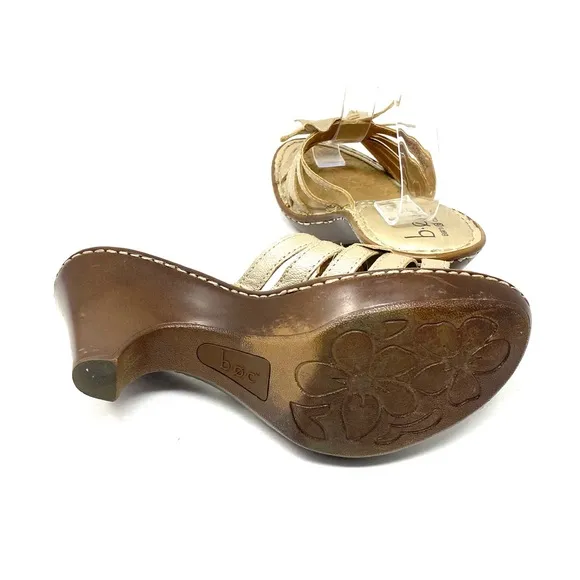 b.o.c. Gold Flower Sandals