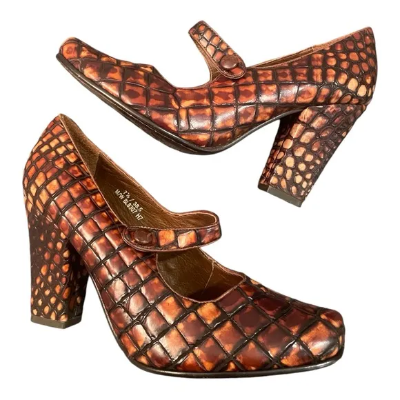 BOLO maryjane vintage leather &quot;snakeskin&quot; stacked heels with strap size 7.5